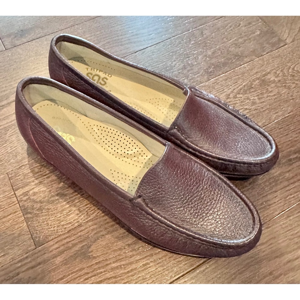SAS Tripad Comfort Womens 7 M Burgundy Pebbled Leather Loafers Made in USA